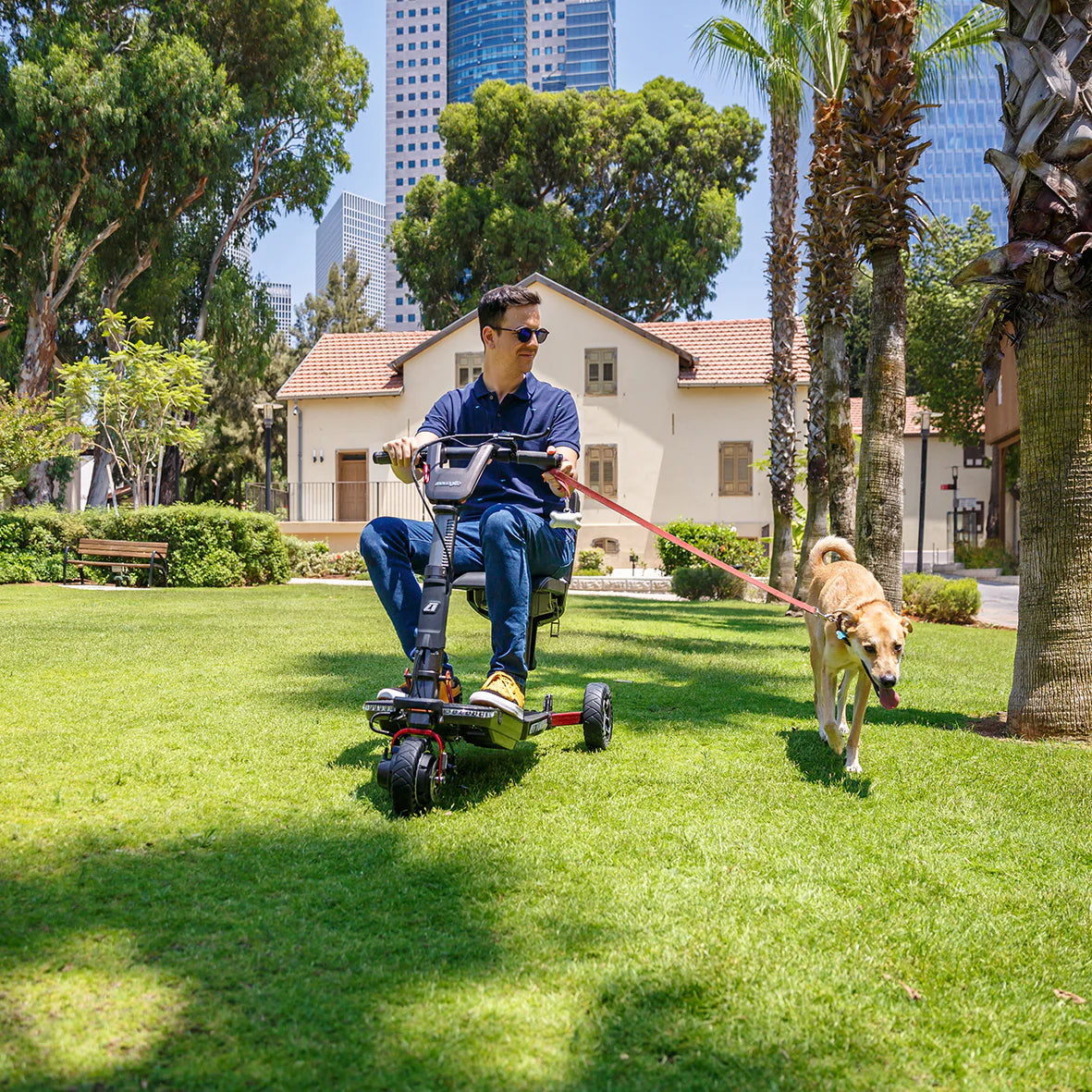Movinglife-ATTO-SPORT_-man-with-a-dog_5000x
