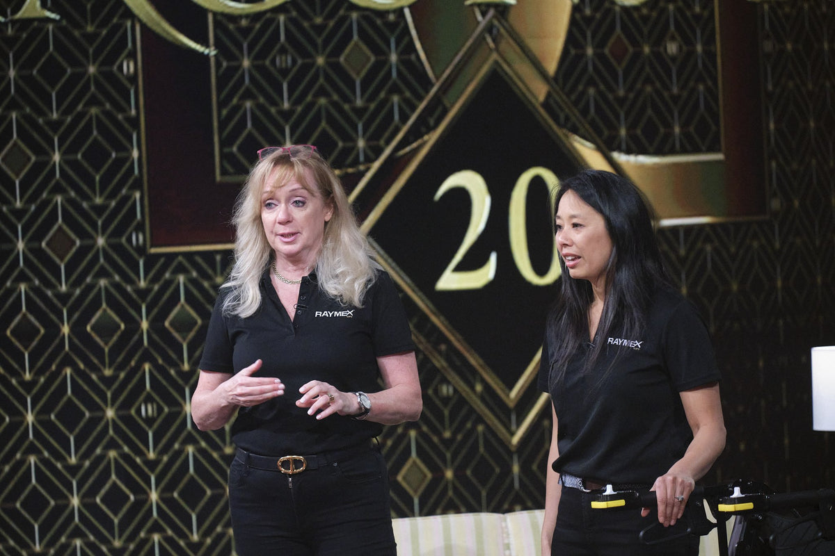 RAYMEX founders presenting the RAYMEX Lift Standard on CBC Dragons’ Den