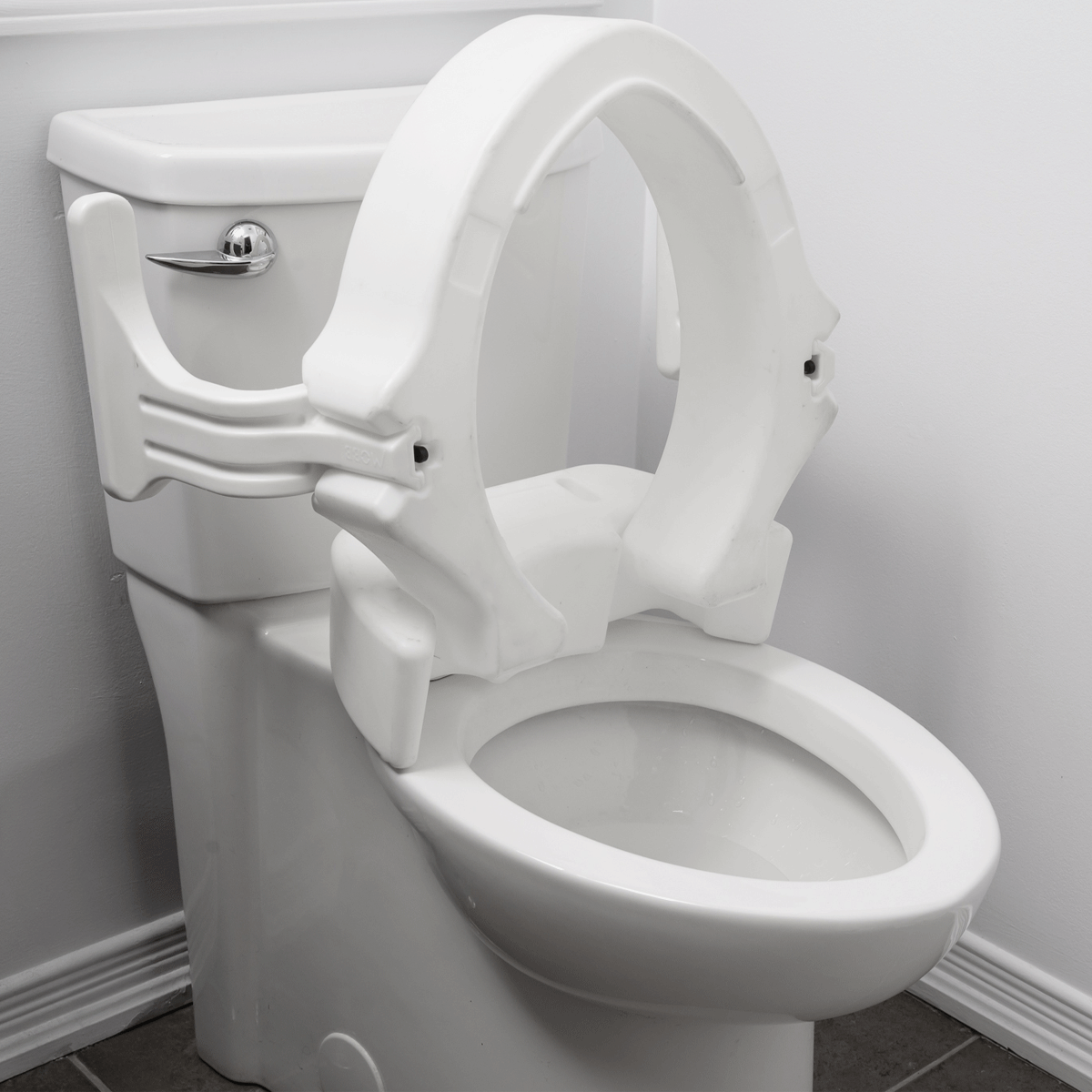 4″ Hinged Raised Toilet Seat with Handles — MOBB Home Health Care, front view