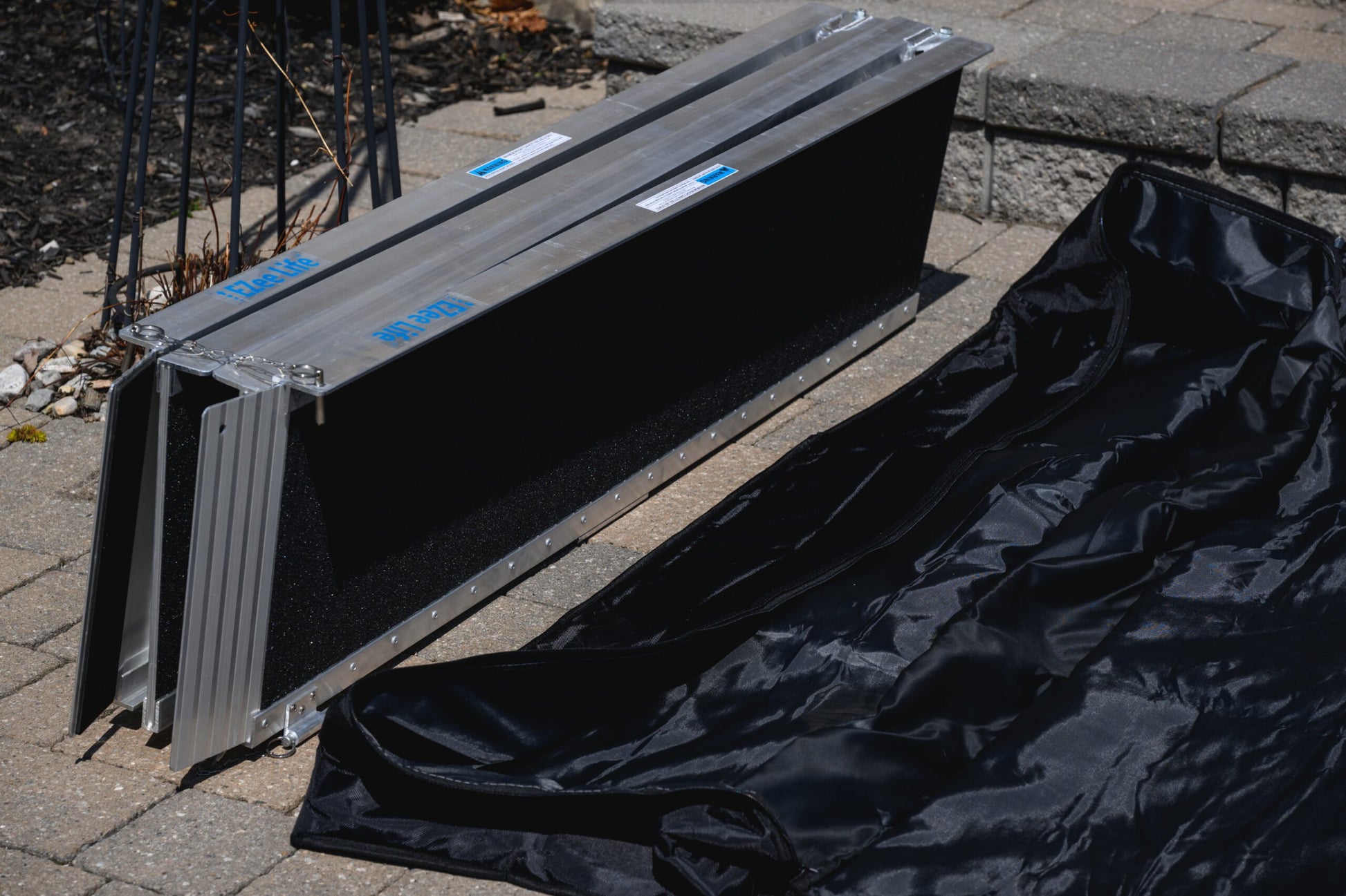 EZee Life Dual Fold Ramp &#8211; LoRes &#8211; 04 10 2023 &#8211; Mike Black PhotoWorks dot com-9730