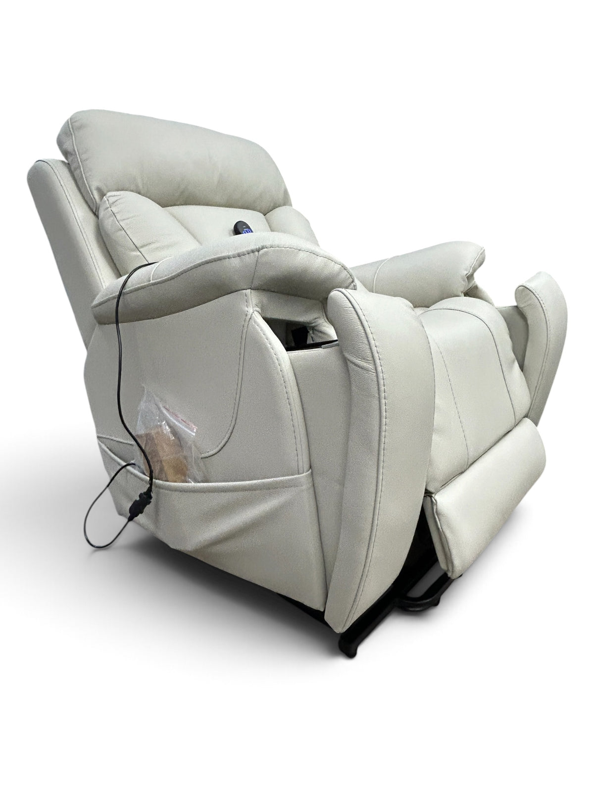 LUMA Ultimate Luxury 5-Motor Power Lift Chair Recliner with Zero Gravity, Massage & Heat, Power Headrest & Lumbar Support, USB-C Charging & OKIN Motors – 150 kg Capacity Ezee Life