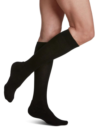 Sigvaris 360 Cushioned Cotton Compression Socks 20-30 mmHg Calf High for Men Closed Toe