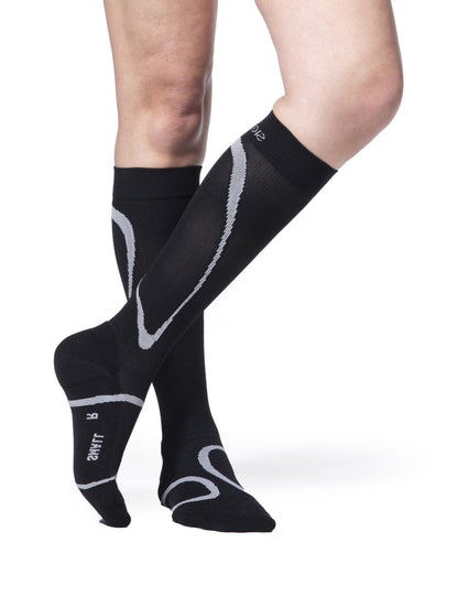 Sigvaris 412 High Tech Compression Socks 20-30 mmHg Calf High for Unisex Closed Toe