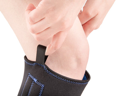 Jobst Actimove Sports Edition Knee Brace Adjustable Horseshoe