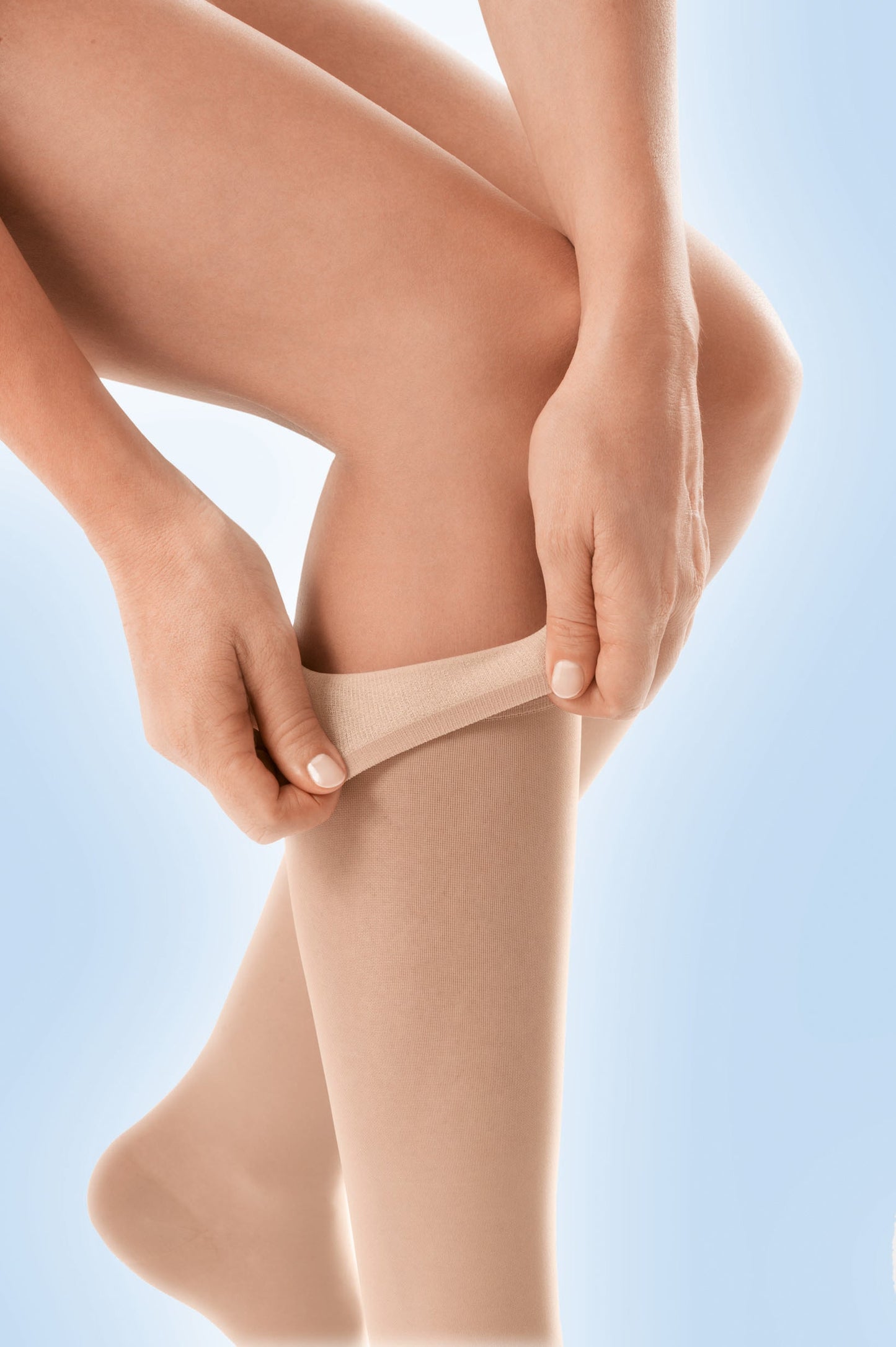 JOBST Opaque Compression Stockings 20-30 mmHg Knee High SoftFit Band Open Toe