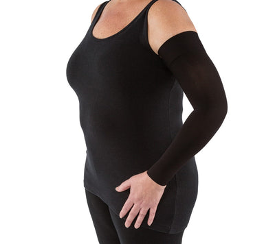 JOBST Bella Lite 20-30 mmHg JOBST® Bella™ Lite Ready-To-Wear Upper Extremity Garments provide gradient compression to assist in the management of mild to moderate lymphedema and other edemas. Garments are lightweight, attractive, and comfortable. Additionally, they are available in a wide range of sizes that were determinded after utilizing data from thousands of patients' arms and hands to ensure a proper fit for almost every patient.