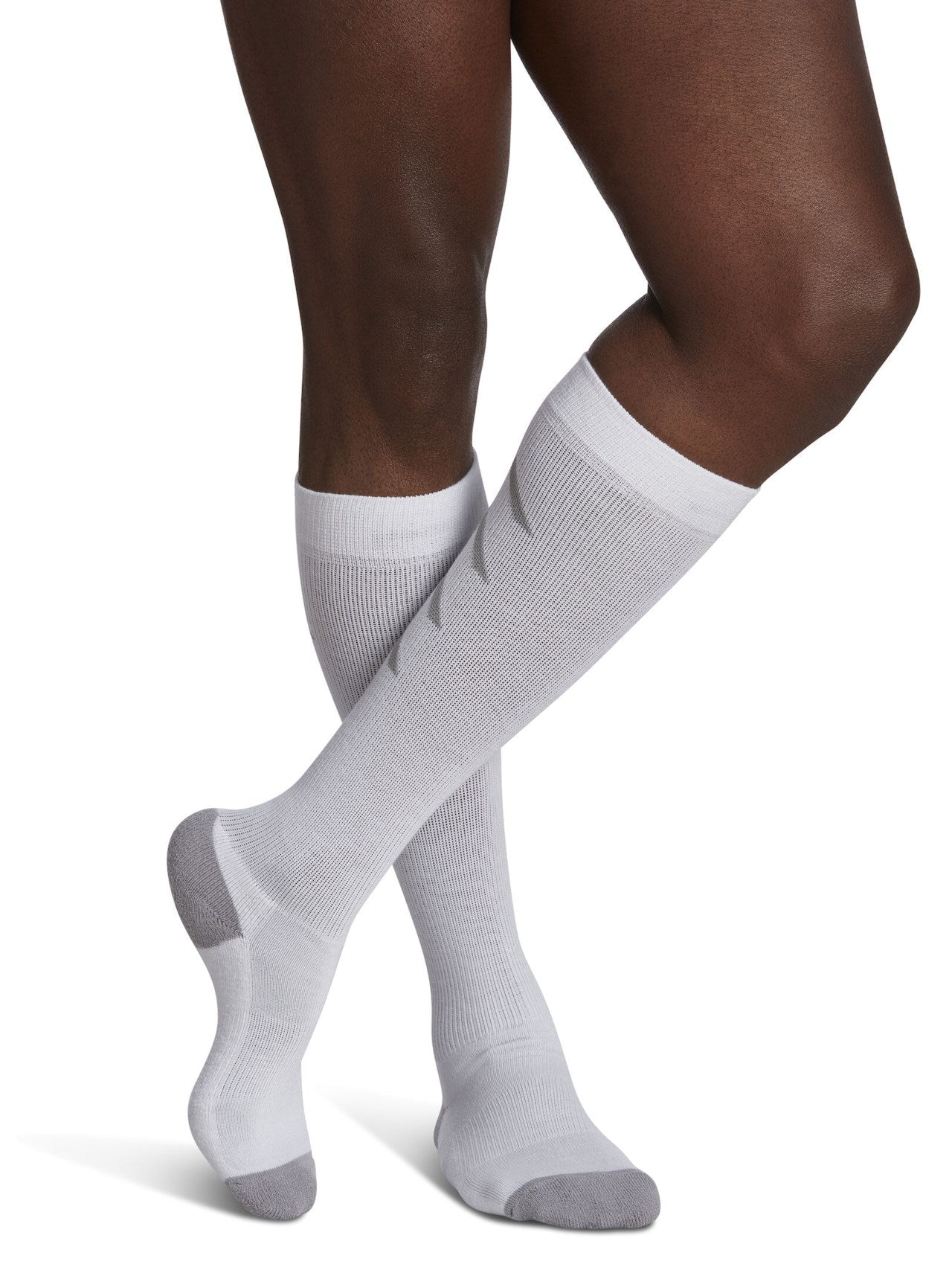 Sigvaris 401 Athletic Recovery Socks 15 - 20 mmHg Calf High For Unisex Closed Toe | Sigvaris - Factory Direct Medical
