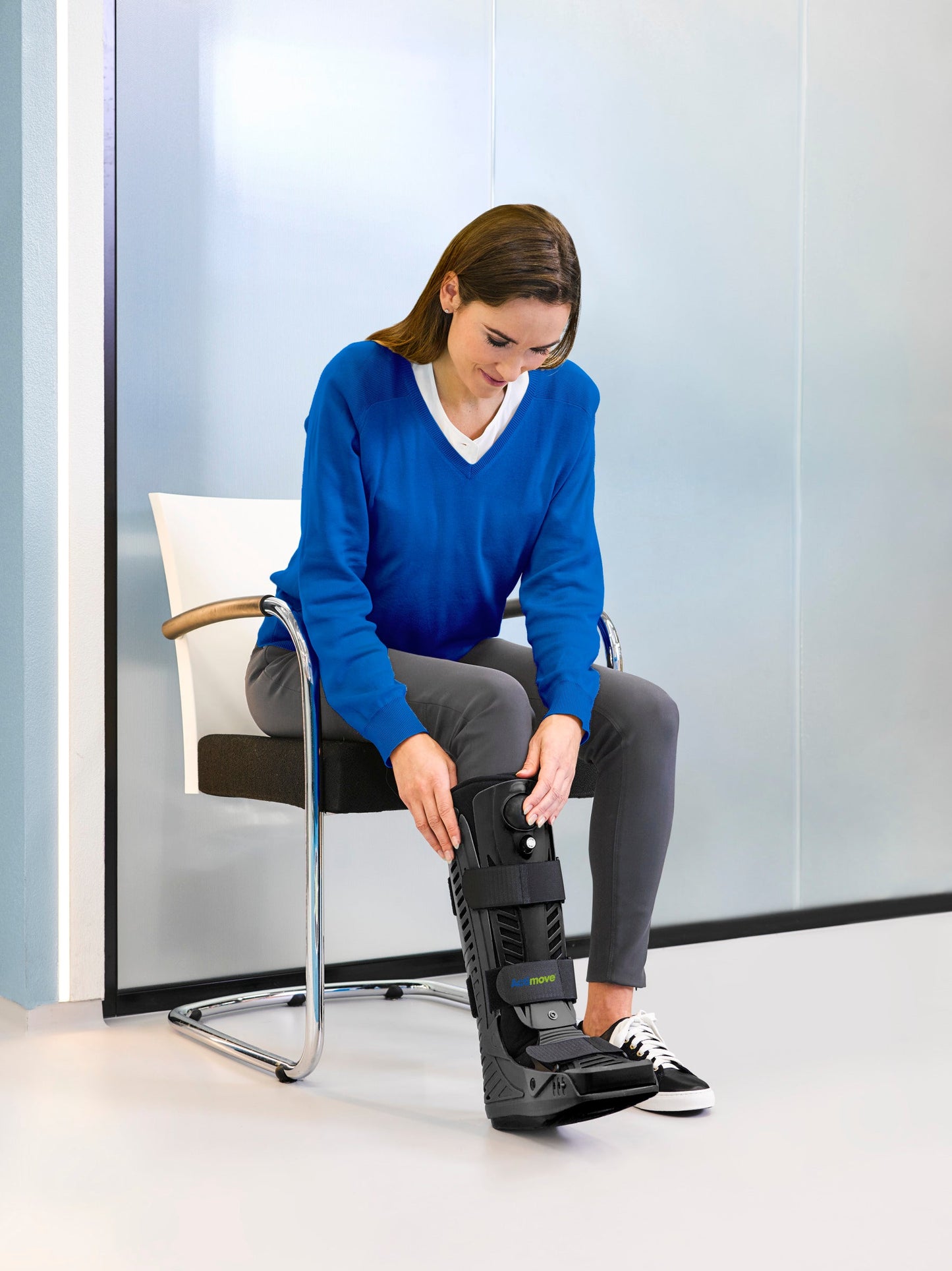 Jobst Actimove Professional Line Closed Shell Air Walker